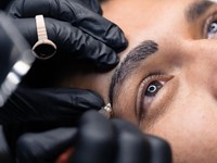 Microblading: cejas definidas y naturales